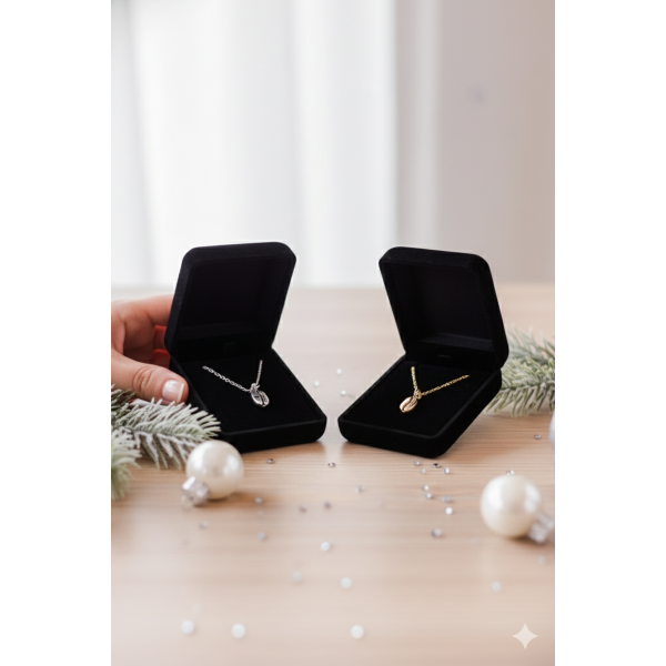 18k Gold-Plated Coffee Bean Necklace en Cafés La Mexicana