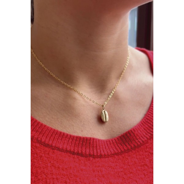 18k Gold-Plated Coffee Bean Necklace en Cafés La Mexicana