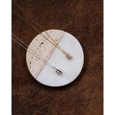 Silver Coffee Bean Necklace en Cafés La Mexicana