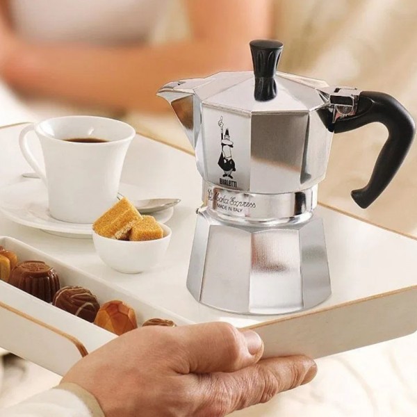 Italian Coffee Maker Moka Aluminum Express 6 Cups BIALETTI en Cafés La Mexicana